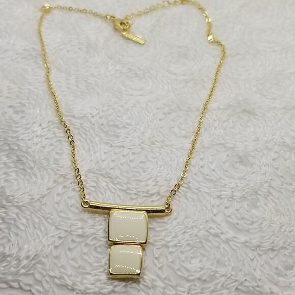 Napier Set Earrings Necklace Square Cream Gold Necklace Earrings - Picture 4 of 10